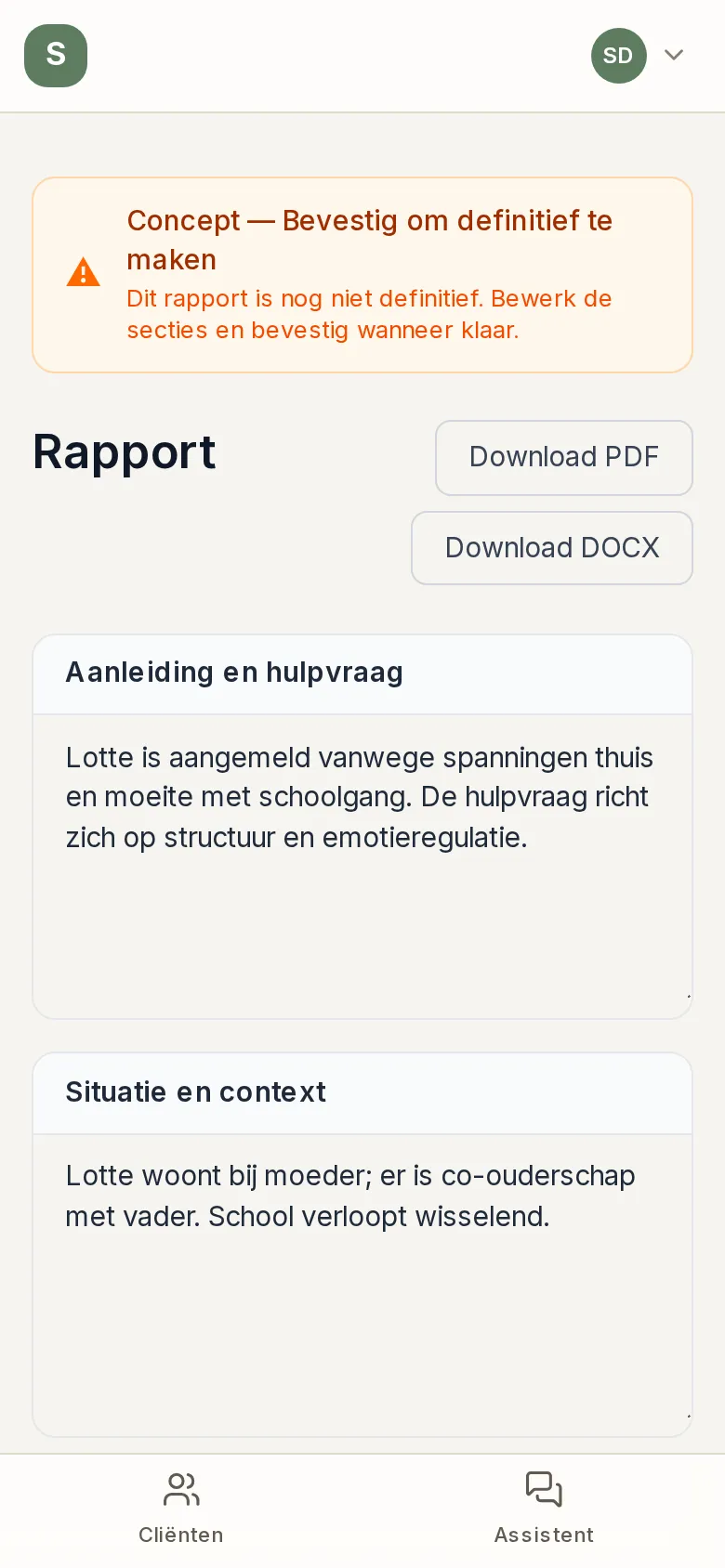 SoumSoum — rapport · op de telefoon